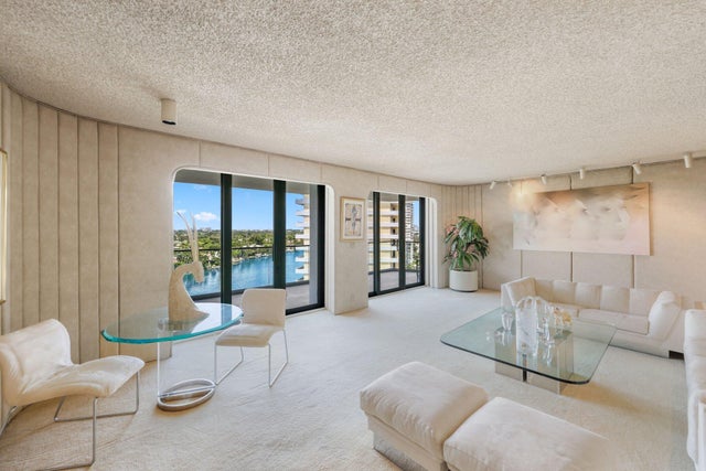 5 of 73 - 5500 Collins Avenue #1401, Miami Beach, FL