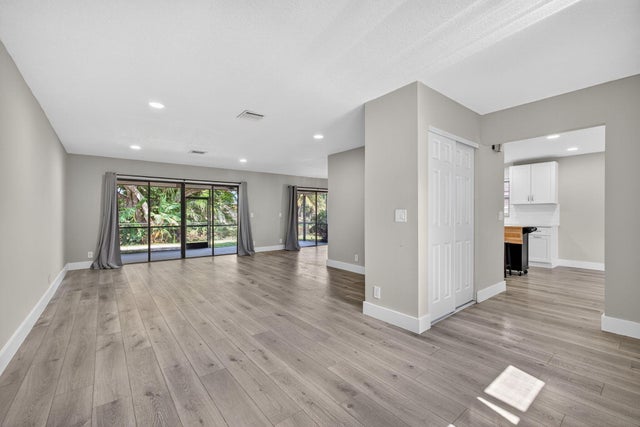 5 of 49 - 1202 Essex Drive, Wellington, FL