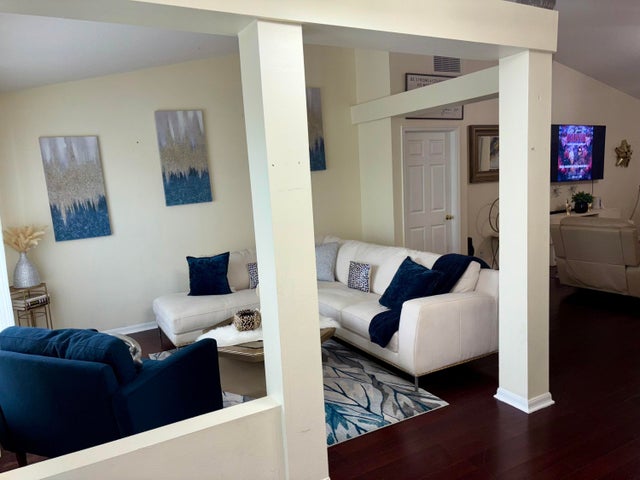 5 of 73 - 981 Sw Mccomkle Avenue, Port Saint Lucie, FL