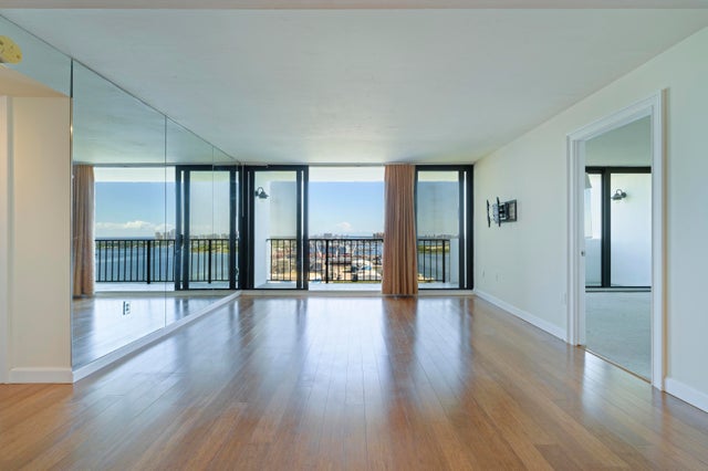 3 of 24 - 5600 N Flagler Drive #2507, West Palm Beach, FL