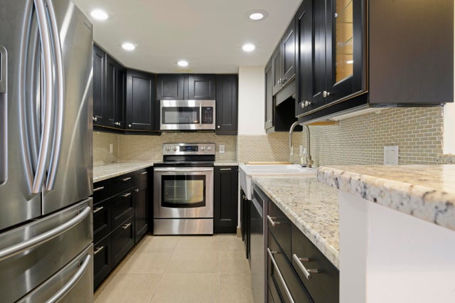 5 of 24 - 5600 N Flagler Drive #2507, West Palm Beach, FL