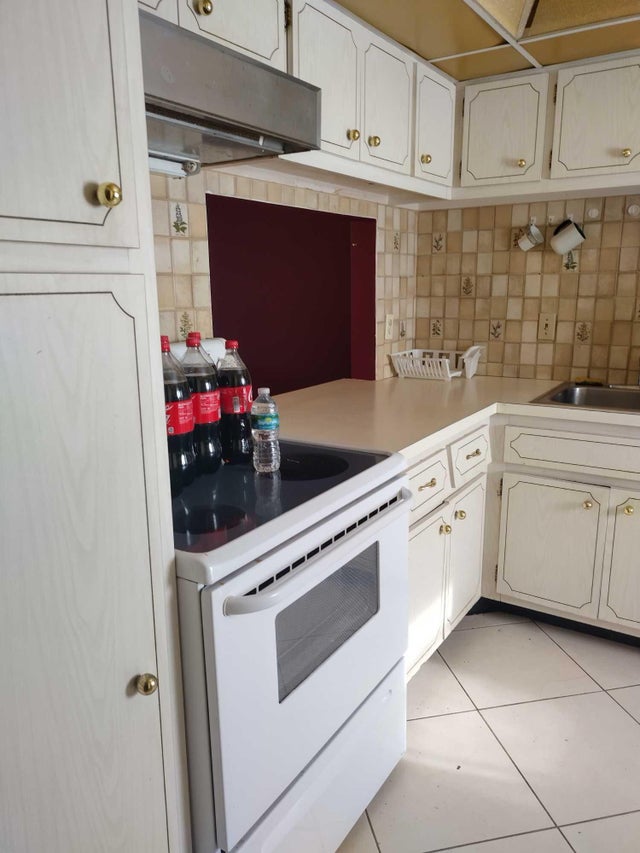 5 of 11 - 5700 Nw 2nd Avenue #310, Boca Raton, FL
