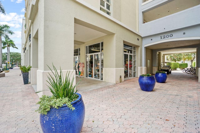1 of 21 - 1200 Town Center Drive #401, Jupiter, FL