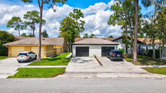 1 of 31 - 1344 Periwinkle Place, Wellington, FL