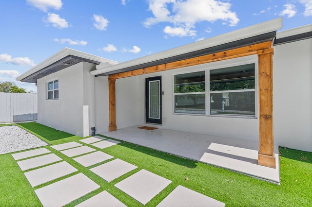 3 of 39 - 12994 Se Papaya Street, Hobe Sound, FL