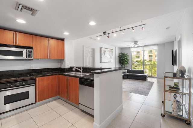 2 of 30 - 610 Clematis Street #523, West Palm Beach, FL