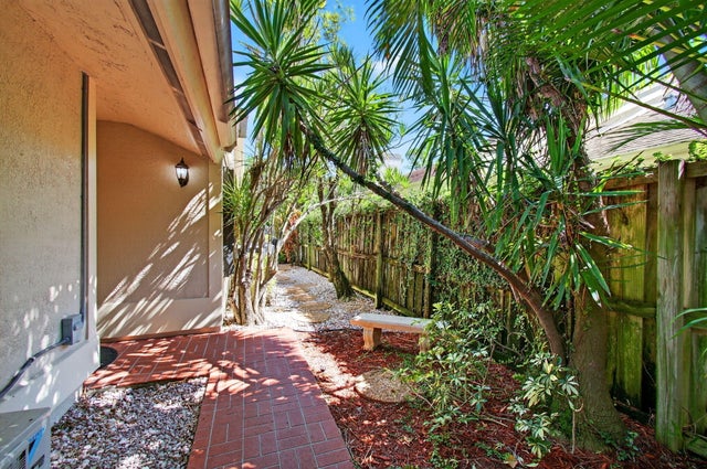 5 of 90 - 7745 Stanway Place E, Boca Raton, FL