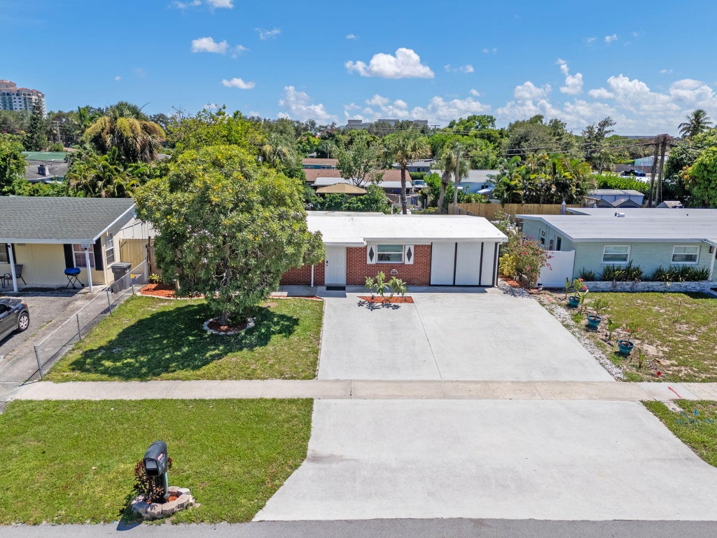 3852 Catalina Rd, Palm Beach Gardens