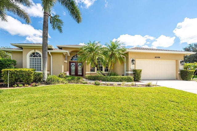 2 of 42 - 6049 Nw Winfield Drive, Port Saint Lucie, FL