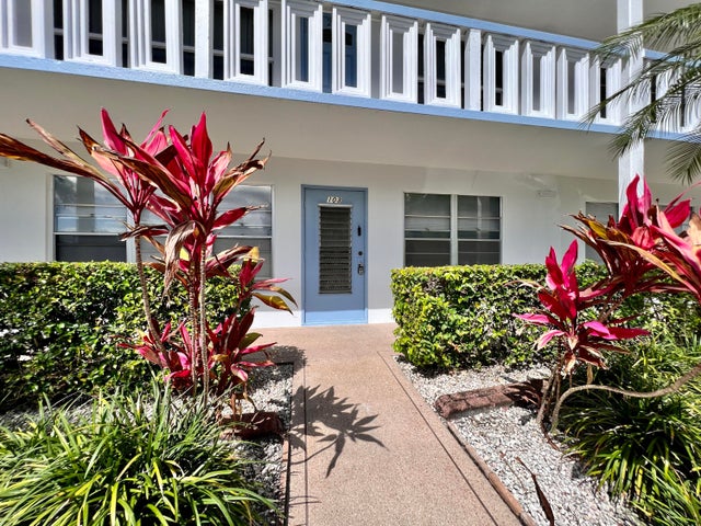 1 of 17 - 103 Wellington M, West Palm Beach, FL