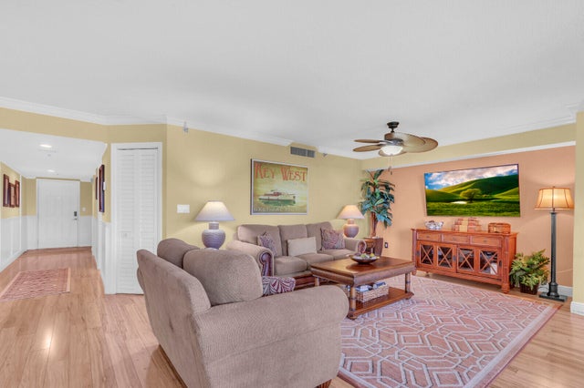 5 of 99 - 275 Palm Avenue Avenue #c504, Jupiter, FL