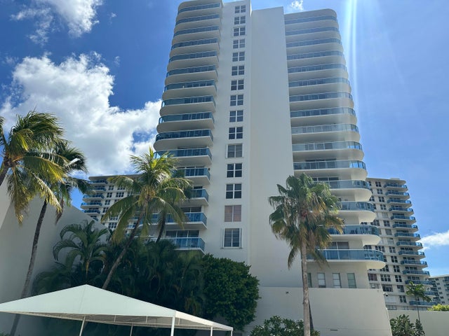 2 of 27 - 3800 S Ocean Drive #1516, Hollywood, FL