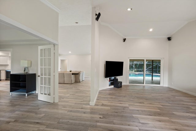 3 of 37 - 13385 Kingsbury Drive, Wellington, FL