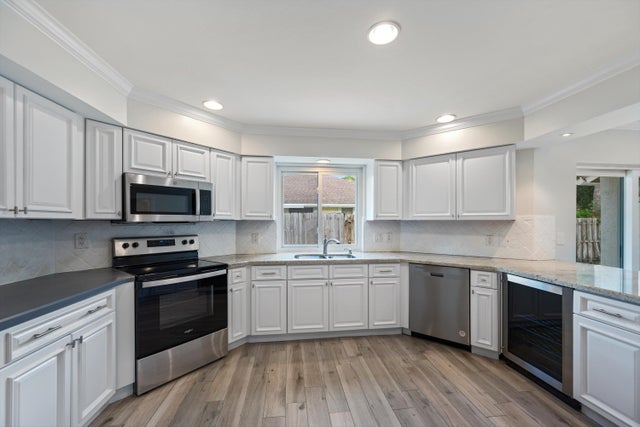 5 of 37 - 13385 Kingsbury Drive, Wellington, FL