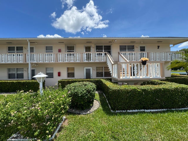 1 of 22 - 130 Chatham F, West Palm Beach, FL