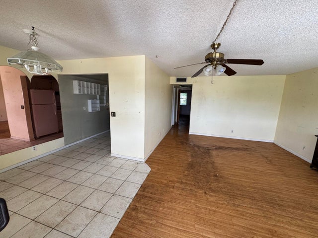4 of 22 - 130 Chatham F, West Palm Beach, FL