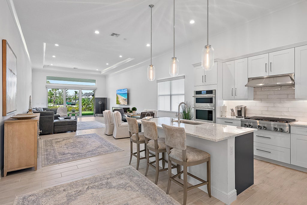 10229 Riverstone Way, Palm Beach Gardens