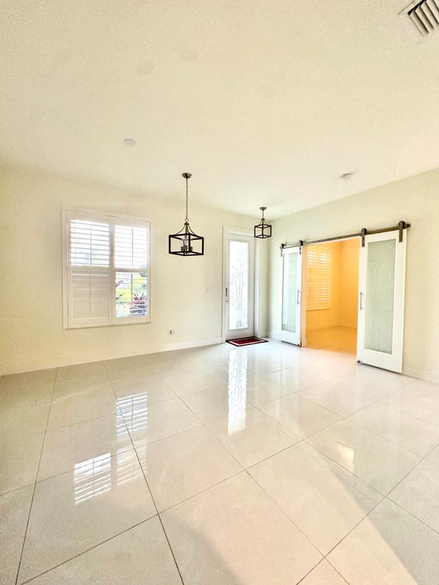 2 of 22 - 1159 Sw Edinburgh Drive, Port Saint Lucie, FL