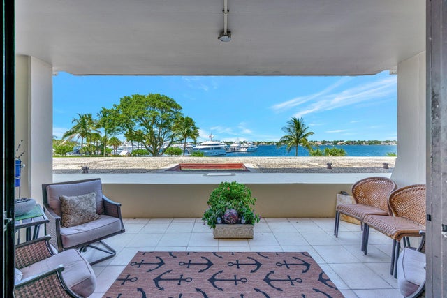 1 of 13 - 134 Lakeshore Drive #215, North Palm Beach, FL