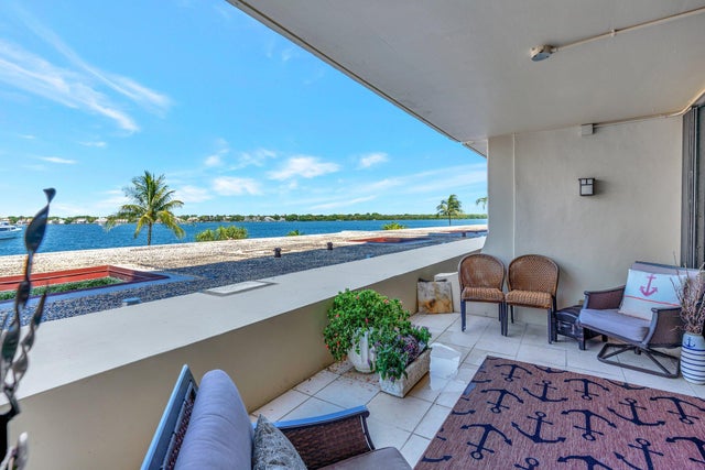 2 of 13 - 134 Lakeshore Drive #215, North Palm Beach, FL