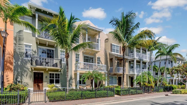 2 of 30 - 108 Sw 1st Avenue, Delray Beach, FL