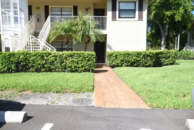 1 of 25 - 28 Stratford Lane #c, Boynton Beach, FL