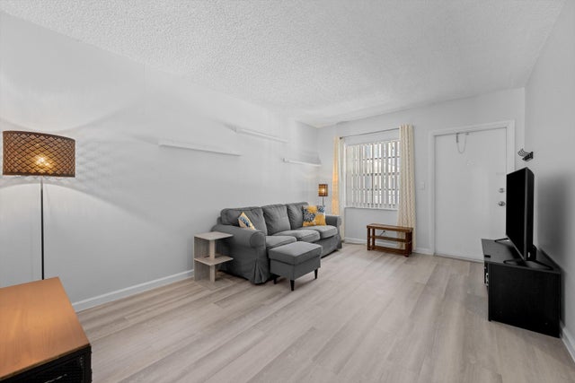 4 of 21 - 1407 Ne 56th Street #210, Fort Lauderdale, FL