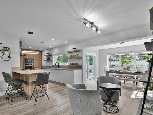 5 of 26 - 803 Bluebird Drive, Delray Beach, FL