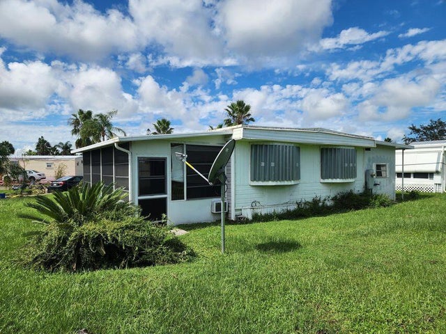 3 of 6 - 10 San Juan Lane, Port Saint Lucie, FL