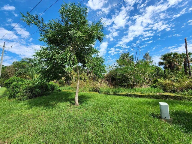 5 of 6 - 10 San Juan Lane, Port Saint Lucie, FL