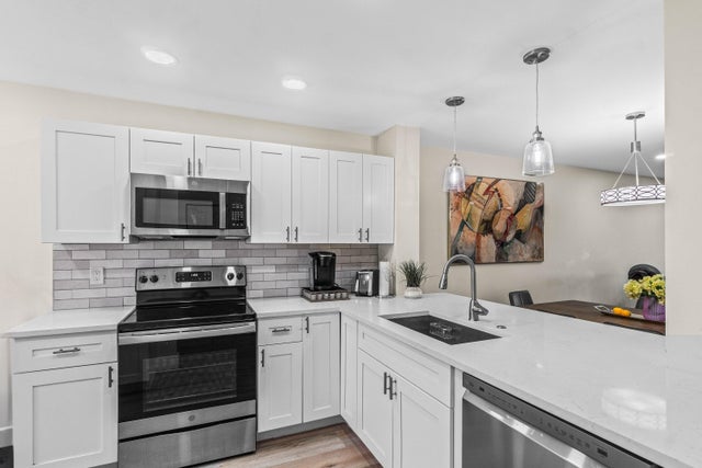 2 of 49 - 18 Stratford Drive #unit E, Boynton Beach, FL