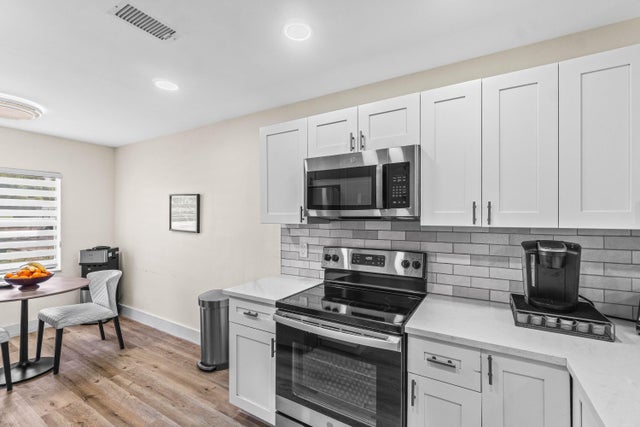 3 of 49 - 18 Stratford Drive #unit E, Boynton Beach, FL
