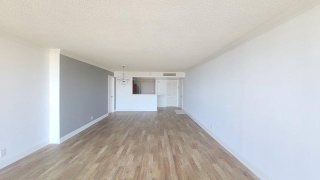 4 of 50 - 2425 Presidential Way #1903, West Palm Beach, FL