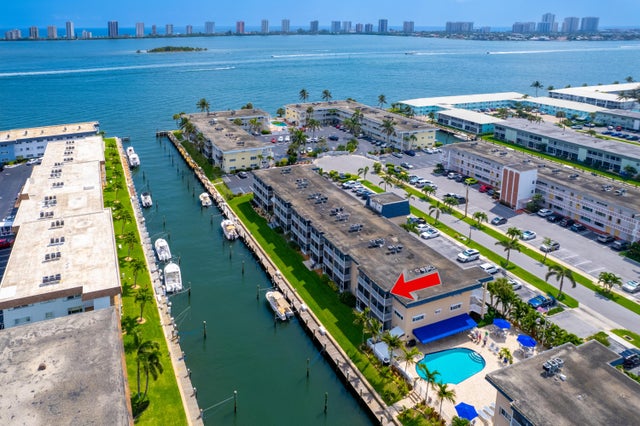 1 of 28 - 111 Doolen Court #311, North Palm Beach, FL