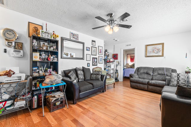 5 of 21 - 2313 Z Terrace, Riviera Beach, FL