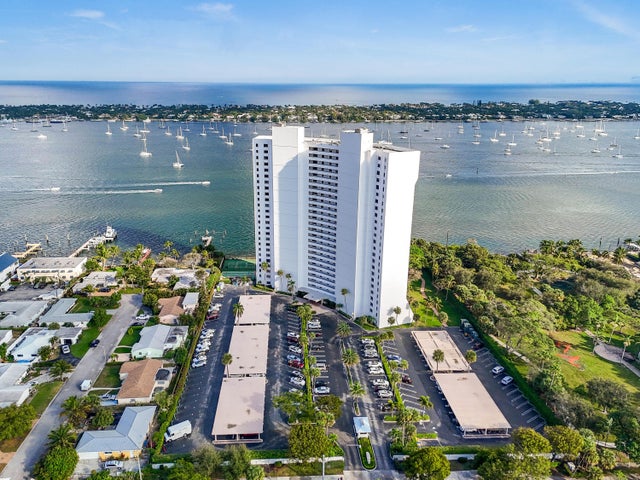 2 of 30 - 5200 N Flagler Drive #404, West Palm Beach, FL