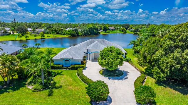 1 of 15 - 800 Se Waterside Way, Stuart, FL