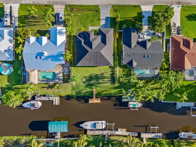 1 of 40 - 632 Se Seahouse Drive, Port Saint Lucie, FL
