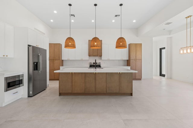 5 of 40 - 632 Se Seahouse Drive, Port Saint Lucie, FL