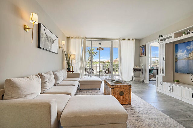 1 of 37 - 3180 Ne 48th Court #210, Lighthouse Point, FL