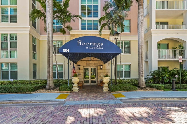 1 of 23 - 804 E Windward Way #122, Lantana, FL