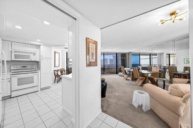 4 of 39 - 3560 S Ocean Boulevard #809, South Palm Beach, FL