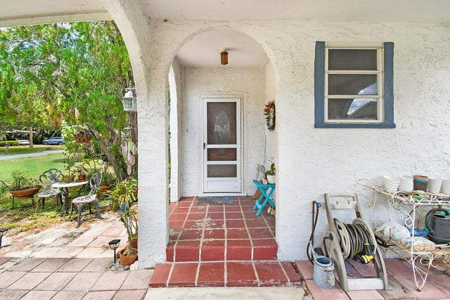 5 of 53 - 413 Se Hibiscus Avenue, Stuart, FL