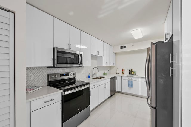 4 of 24 - 7145 Promenade Drive #101, Boca Raton, FL