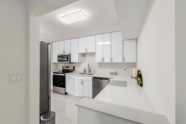 5 of 24 - 7145 Promenade Drive #101, Boca Raton, FL