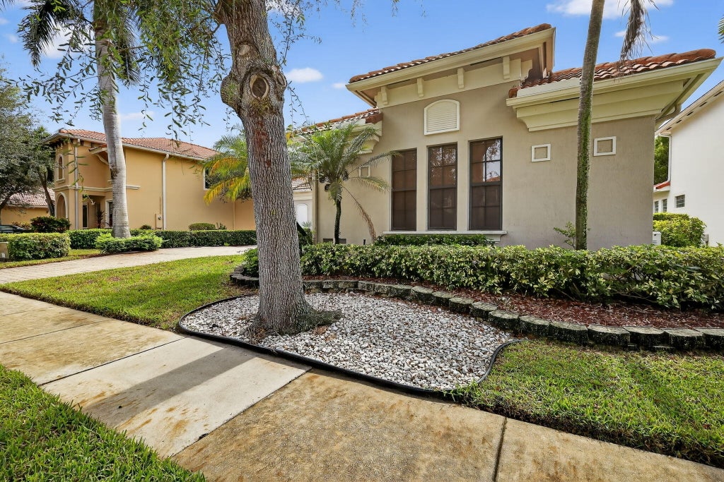 16211 Rosecroft Ter, Delray Beach