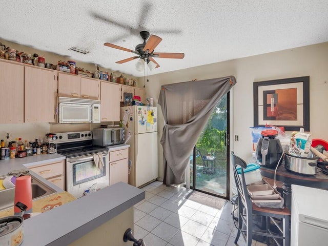5 of 18 - 2240 86th Drive, Vero Beach, FL