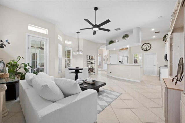 5 of 41 - 244 Cypress Trace, Royal Palm Beach, FL