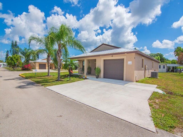 1 of 42 - 16 Alhambra S, Port Saint Lucie, FL