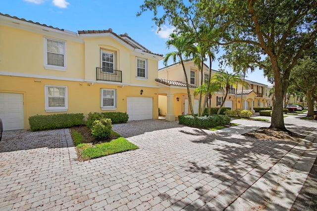 4 of 52 - 452 Capistrano Drive, Palm Beach Gardens, FL